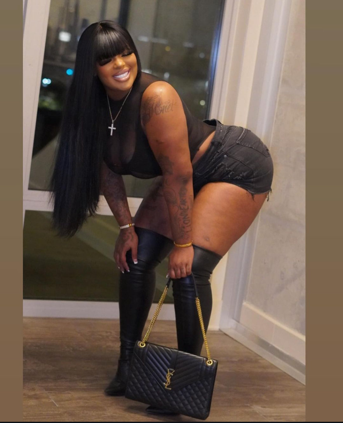 BLACK CHYNA